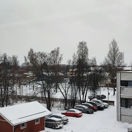 Kokonainen Olohuone Makuualkovi Ja Keittioe Ei Suihkuh Iisalmen Keskusta Appartement *