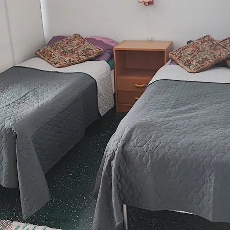Paeivioestreet 22 Kokonainen Olohuone Makuualkovi Ja Keittioe Ei Suihkuh Iisalmen Keskusta *